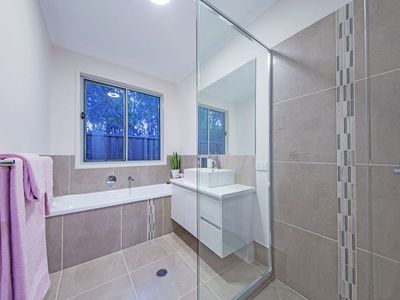 21 Gardenia Place, Wakerley