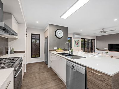 28 Gardenia Place, Gumdale