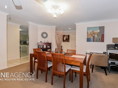 127 Clarendon Circuit, Forest Lake