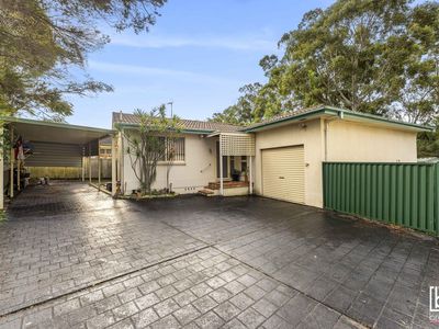 2 / 110 Lake Haven Drive, Lake Haven