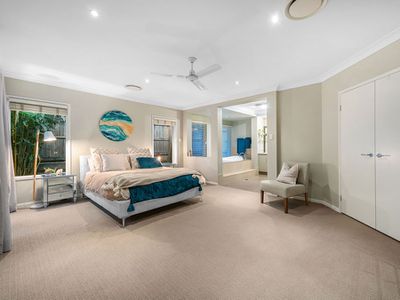 34 Izzies Place, Wakerley