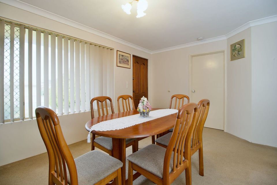 8 Maitland Cl, Cooloongup