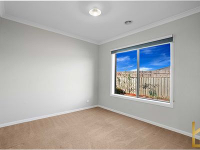 26 Rosewater Street, Manor Lakes