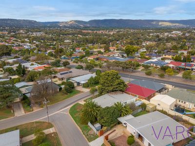 27 Vinall Road, Modbury