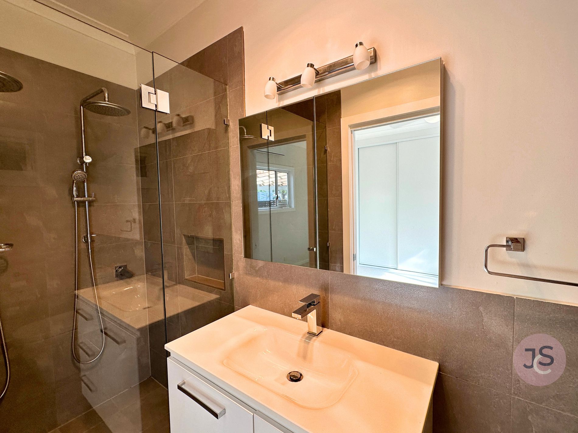 53 HOBART ROAD, New Lambton