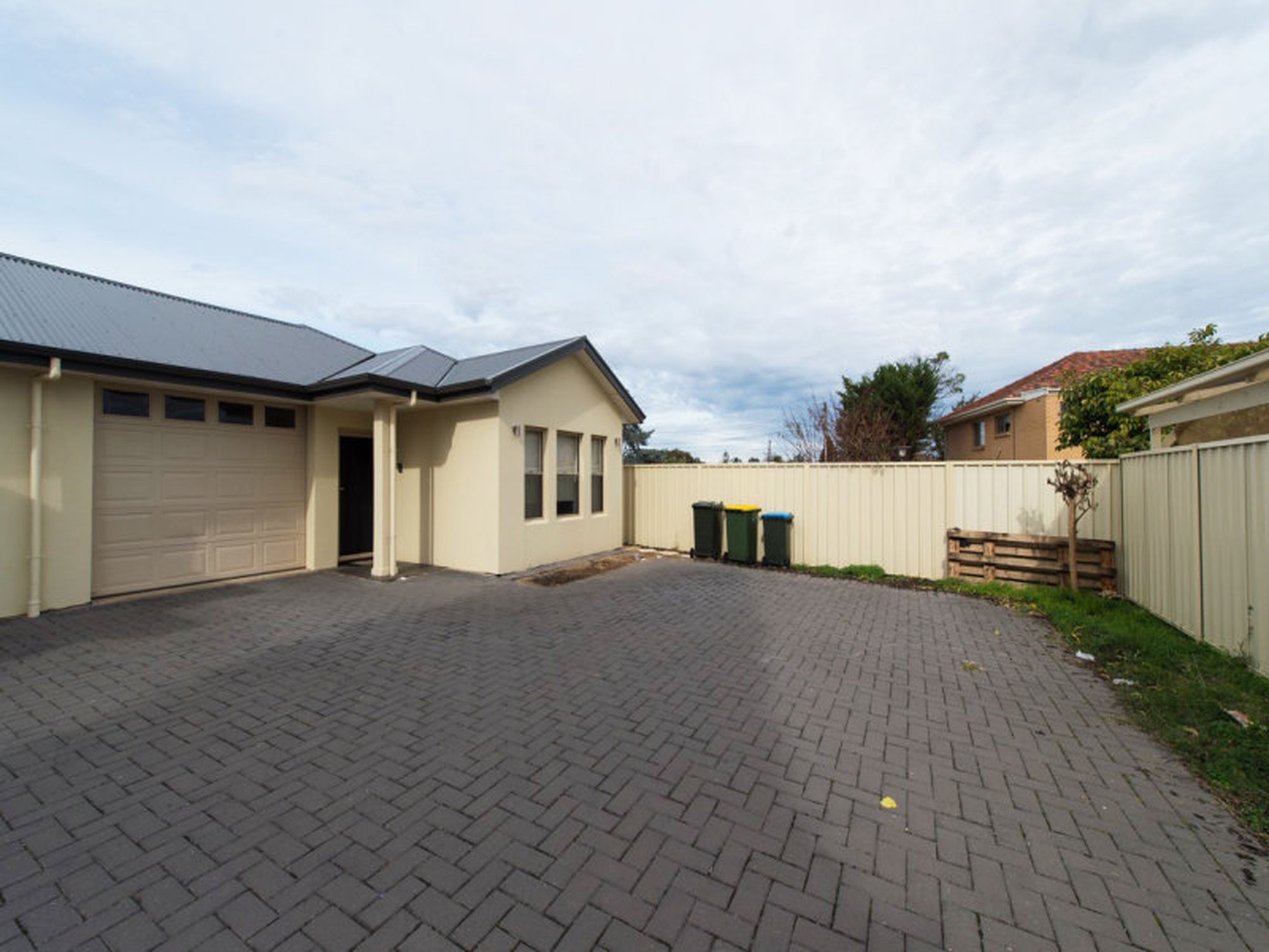 6B Moore Crescent, Campbelltown