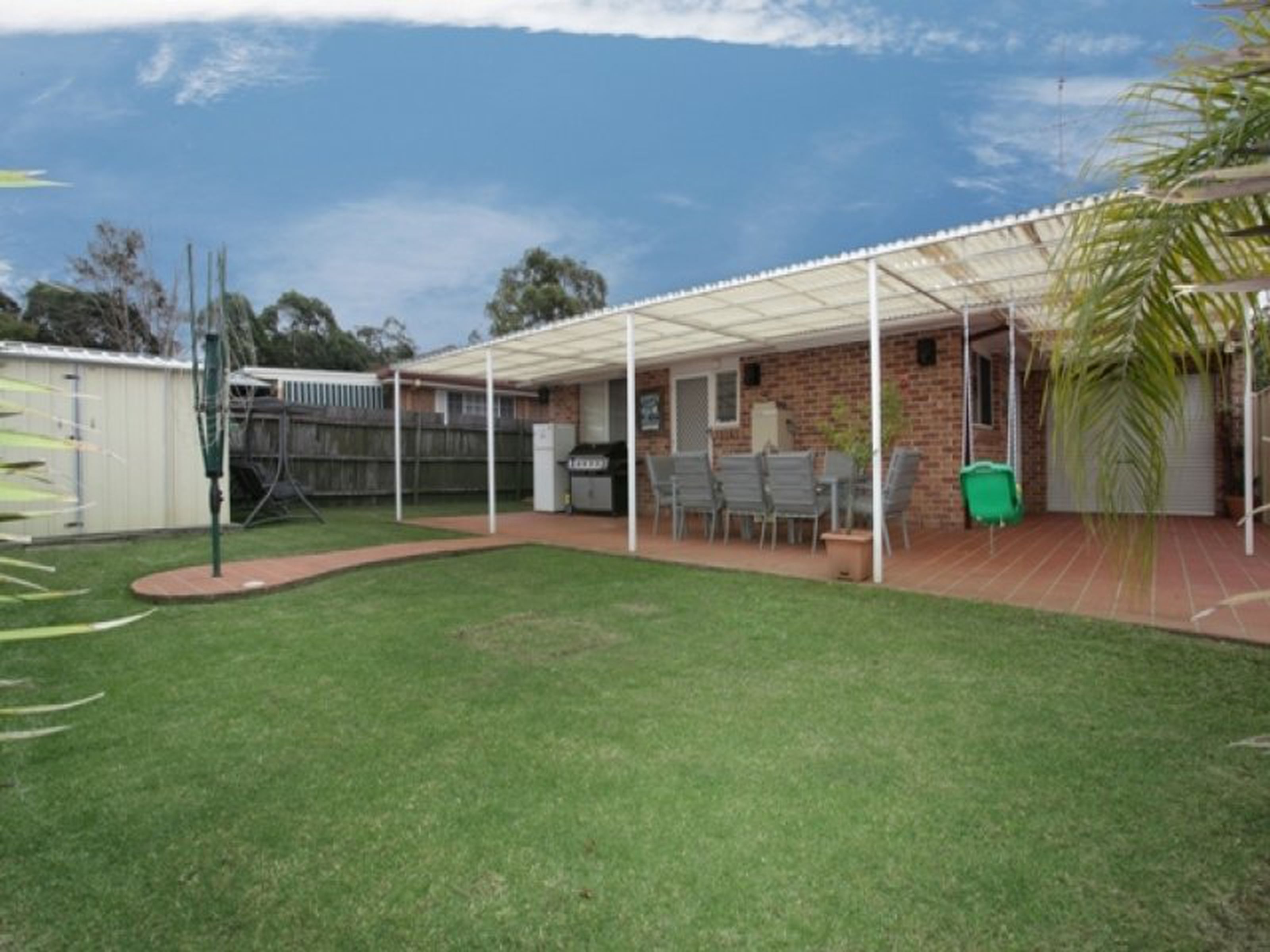 3 Bruckner Place, CLAREMONT MEADOWS