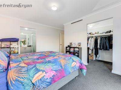 19 Ametrine Street, Treeby