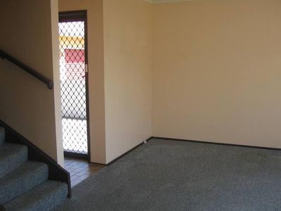 1 / 101 Pur Pur Avenue, Lake Illawarra