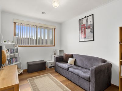 9 Patrick Street, Whittington