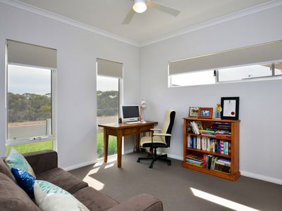 48 Tumbarri Way, Hannans