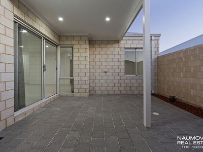 1-5 / 153 Hillsborough Drive, Nollamara