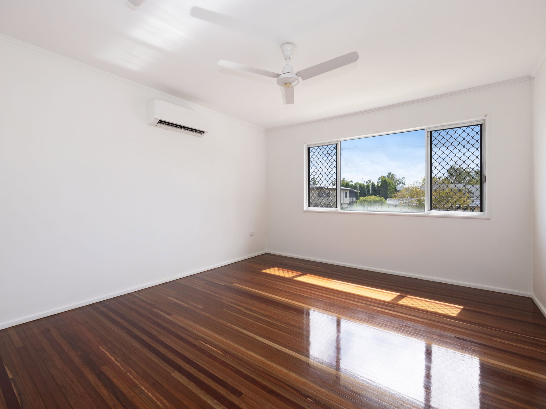 86 Gollogly Lane, Rasmussen