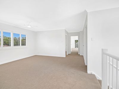 5 Park Ave, Broadbeach Waters