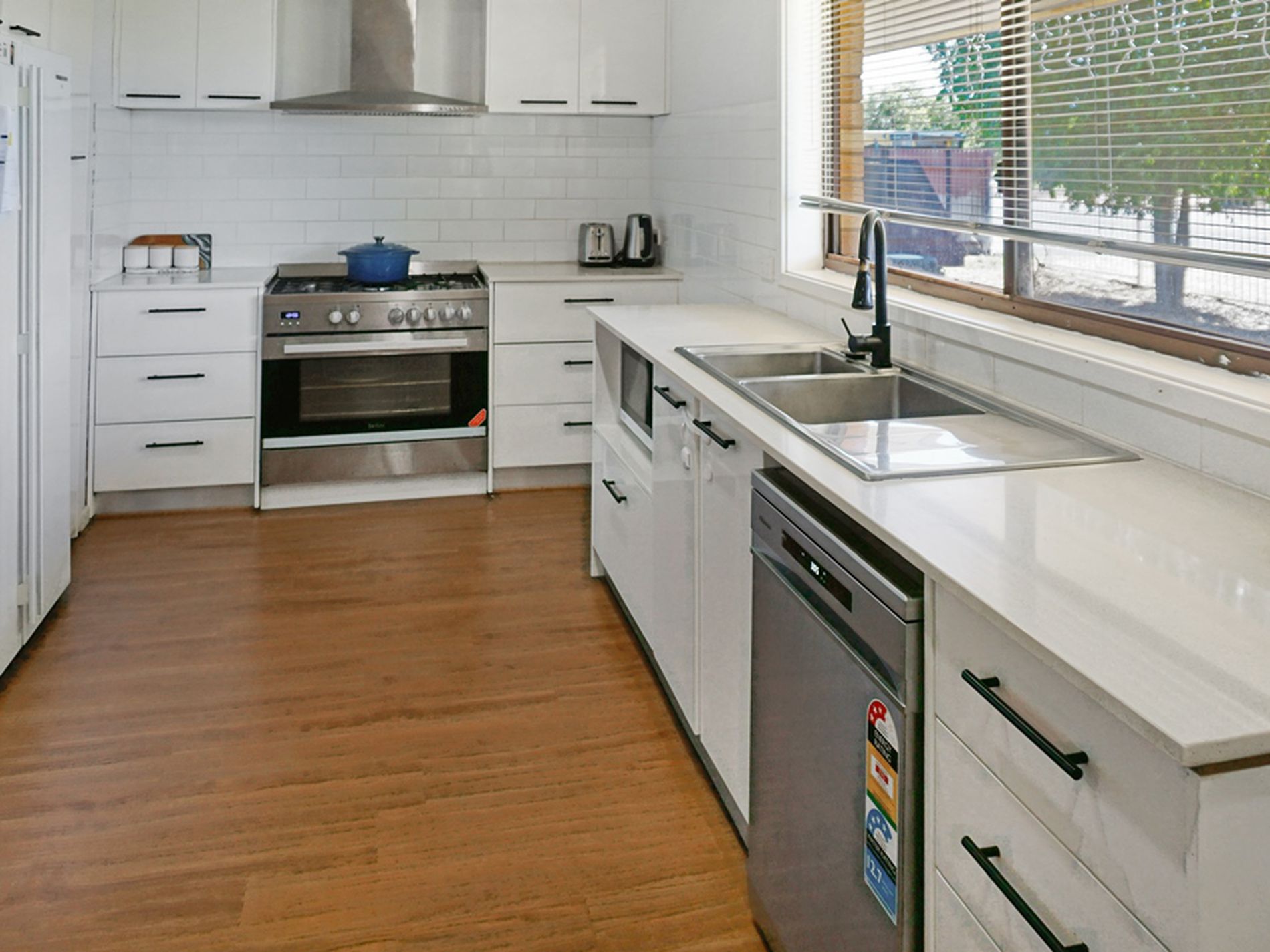 6 Belar Street, West Wyalong