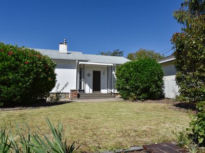 92 Lake Terrace East, Mount Gambier