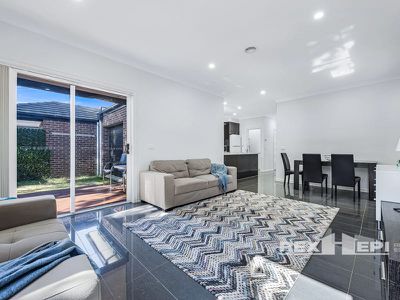6 Pistachio Close, Hampton Park
