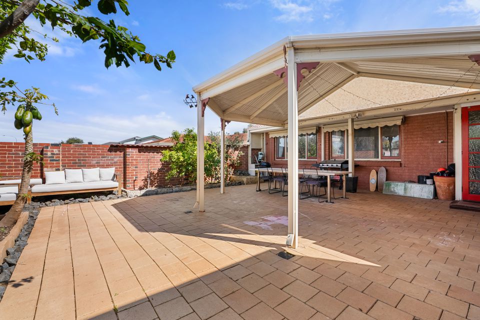 135 Safety Bay Road, Shoalwater