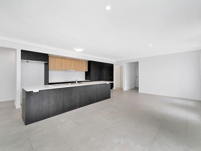 6 Cherry Venture Dr, Eli Waters