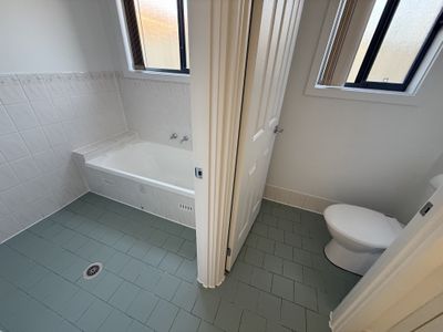 8 Horningsea Park Drive, Horningsea Park