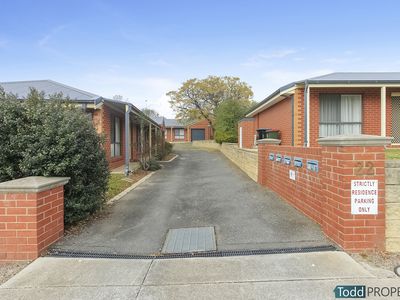 3 / 22 Brown Street , Long Gully