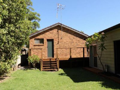 23 Mermaid Avenue, Hawks Nest