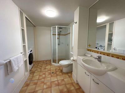 9 / 21 Peerless Avenue, Mermaid Beach