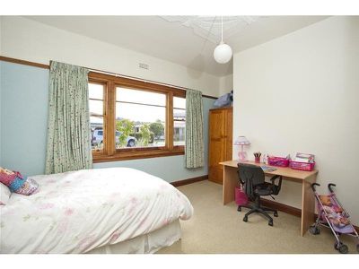 Unit 1 / 18 Shield Street, Huonville