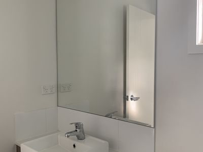20 / 30 Falso Place, Doolandella