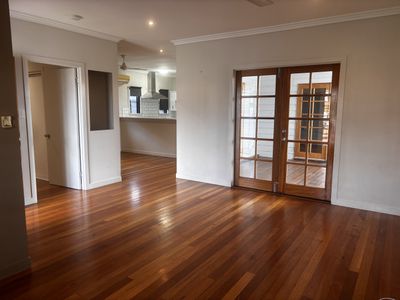 17 Sheerwater Parade, Douglas