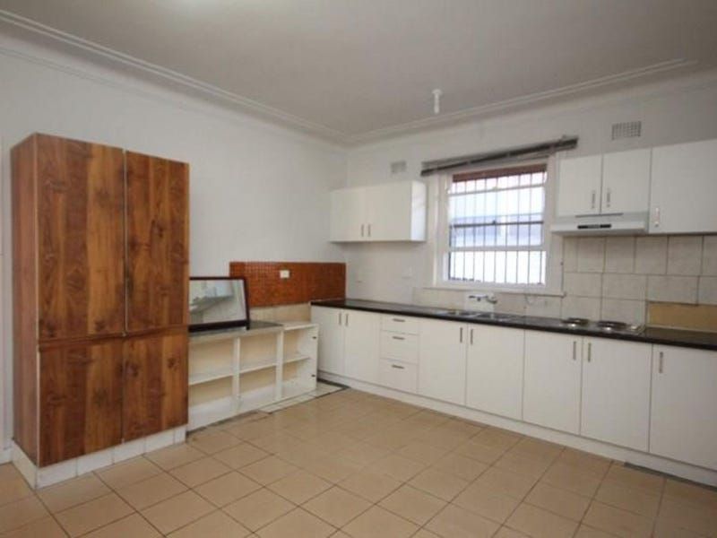 203 Moorefields Road, Roselands