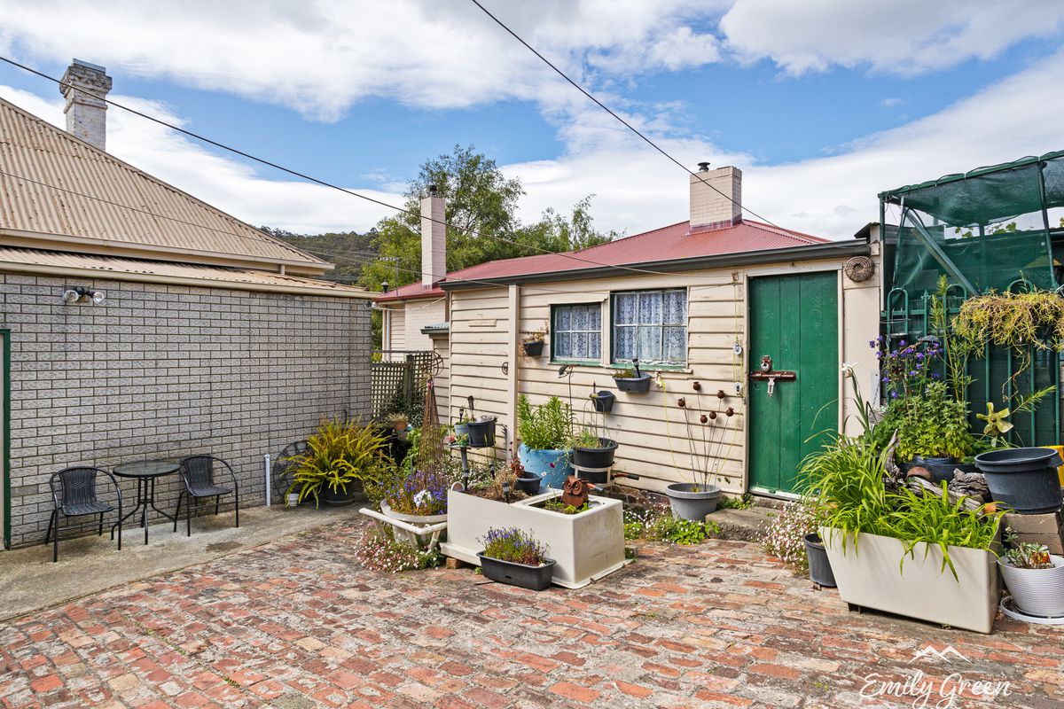 110 Cascade Road, South Hobart