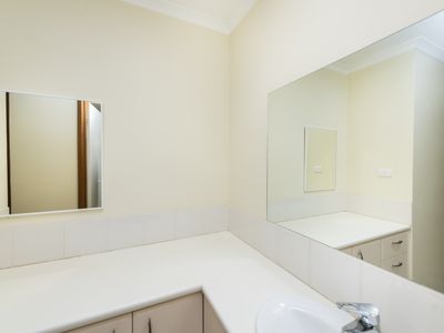 35 Wettenhall Circuit, Calwell