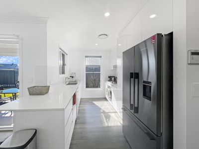 4 Manchurian Circuit , Dubbo