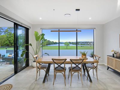 90 Bamboo Avenue, Benowa