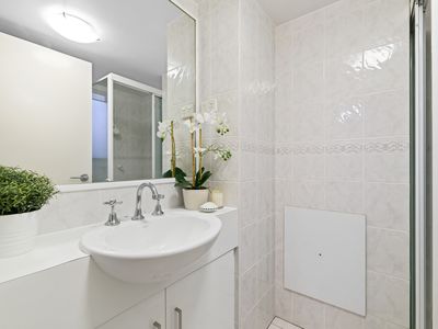 3 / 32 Park Avenue, Auchenflower