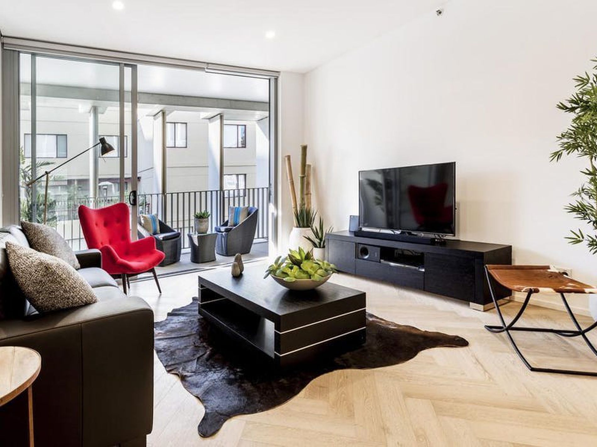 902 / 23 Pelican Street, Surry Hills