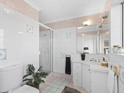 9 / 22 Ascog Terrace, Toowong