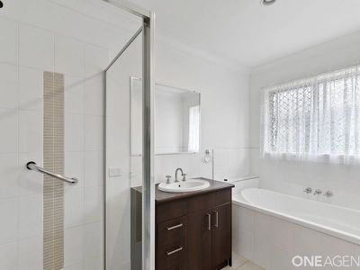 3 Burke Court, Urraween