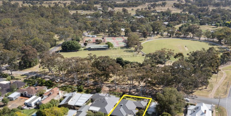 13 Gobur Street, Euroa