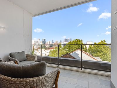 207 / 35 Bronte Street, East Perth