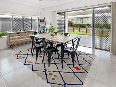 96 Springbrook Avenue, Redlynch