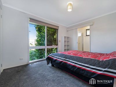 1 HAVERSTOCK HILL CLOSE, Endeavour Hills