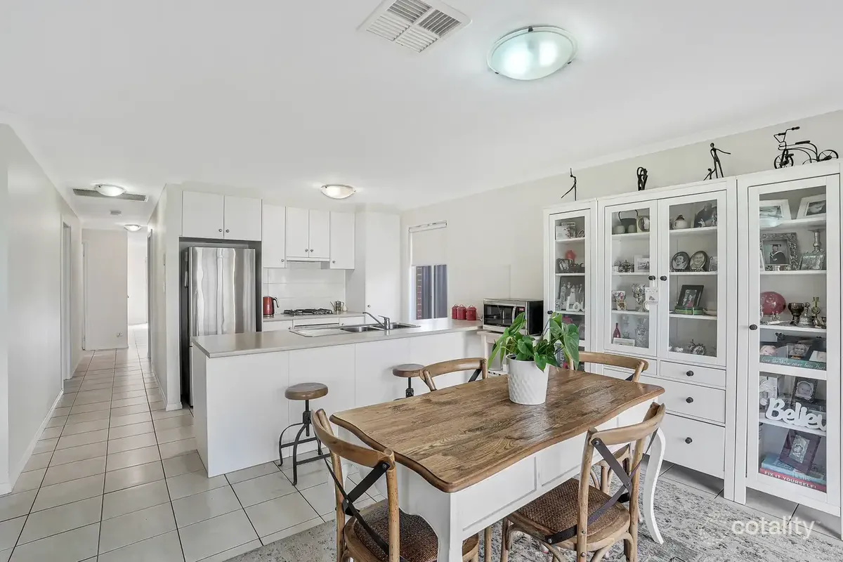 5 Oakwood Circuit, Munno Para West
