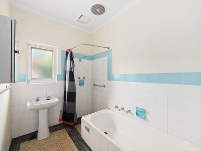 7 Whitelodge Road, Paradise