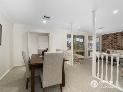 2 Banyule Court, Wattle Grove