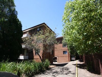 4 / 15-17 Albert Street, North Parramatta