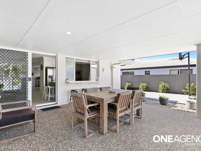35 Lancaster Circuit, Urraween
