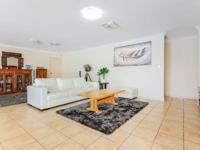 25 Aspic Crescent , Spearwood