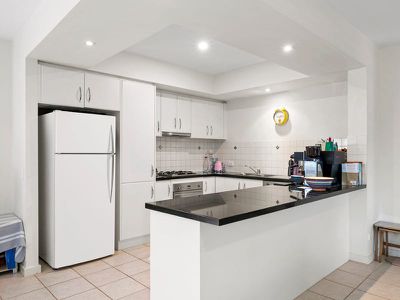 6 / 98-100 McKillop Street, Geelong